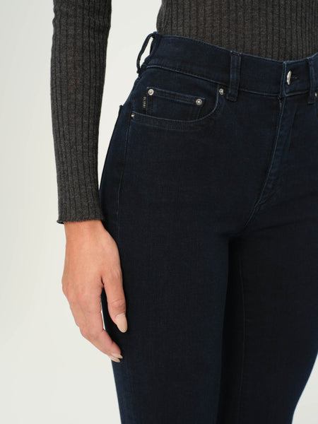 Mara Straight Mid Rise Instasculpt Jeans - Flatiron