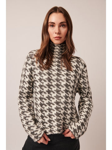 Zuri Sweater - Monochrome