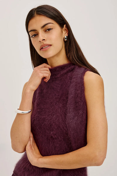 Flora Top - Wine