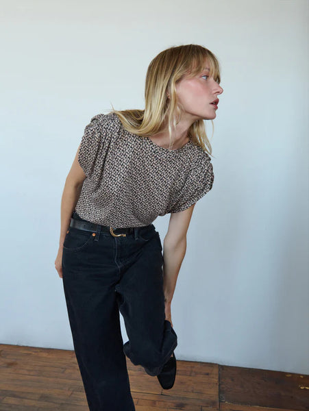 Frankie Muscle Tee - Ditsy Floral Butterscotch