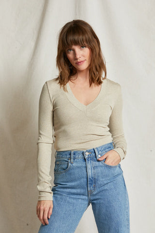 Viola V-Neck Ribbed Long Sleeve Tee - Oatmeal