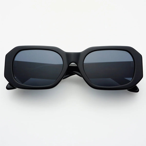 Onyx - Black