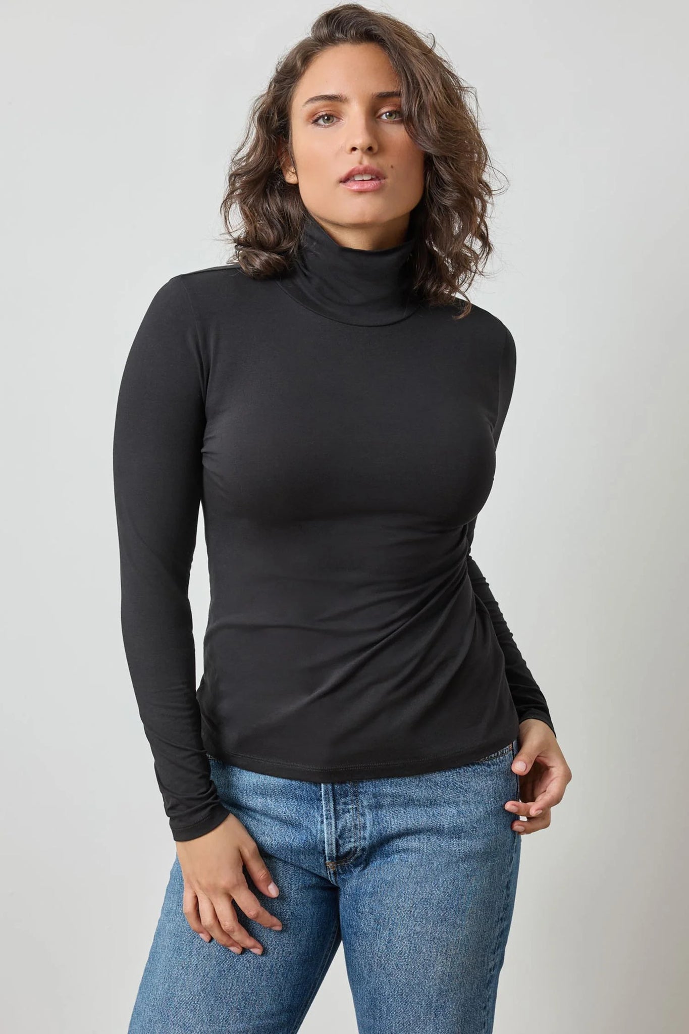 Layering Turtleneck - Black