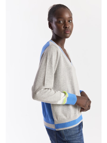 Contrast Stripe Varsity V-Neck  - Grey Haze