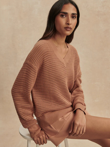 Gaia V-Neck Sweater - Camel