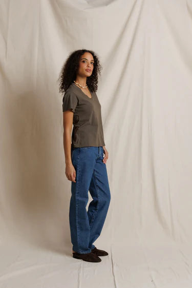 Hendrix Boxy V Neck Tee - Dark Olive