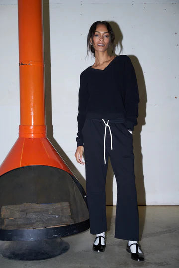 Fallon Fleece Barrel Leg Sweatpants - True Black